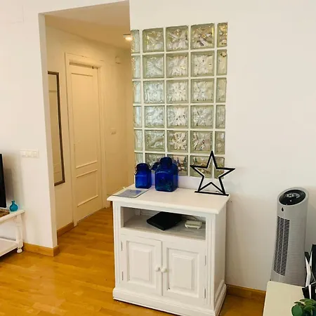 Charming First Line Estudio In Apartment
